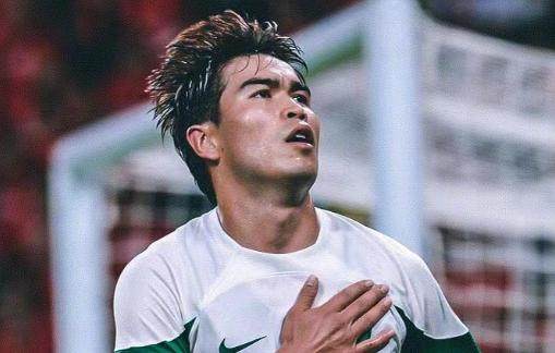 华体会体育入口-【中超】李磊伤退乃比江首球 蓉城0比1国安赛季首败