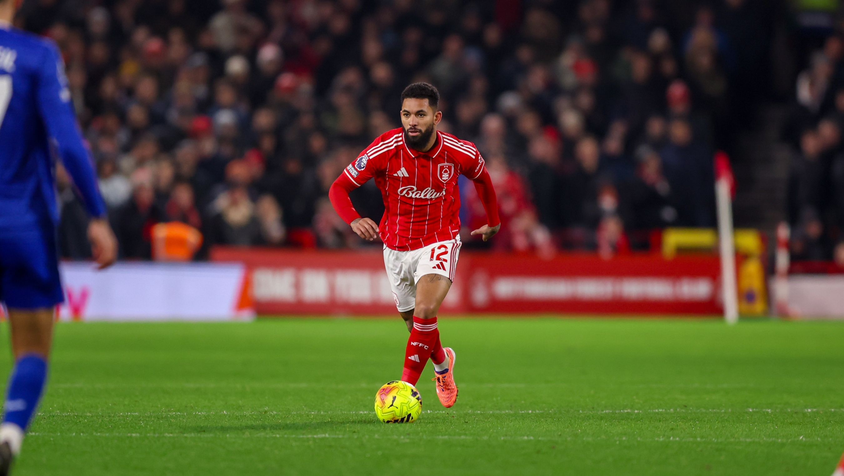 奥恩斯坦：维拉即将签回道格拉斯·路易斯，租借至本赛季结束